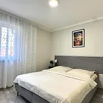 Modern Living ゲストハウス 3*