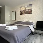 Modern Living ゲストハウス