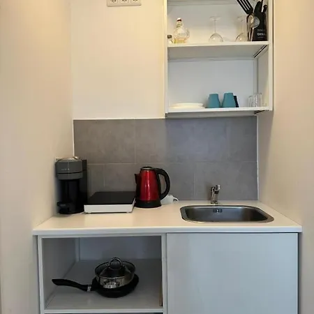 Modern Living Kueche Netflix Inklusive Lage * Nuremberg