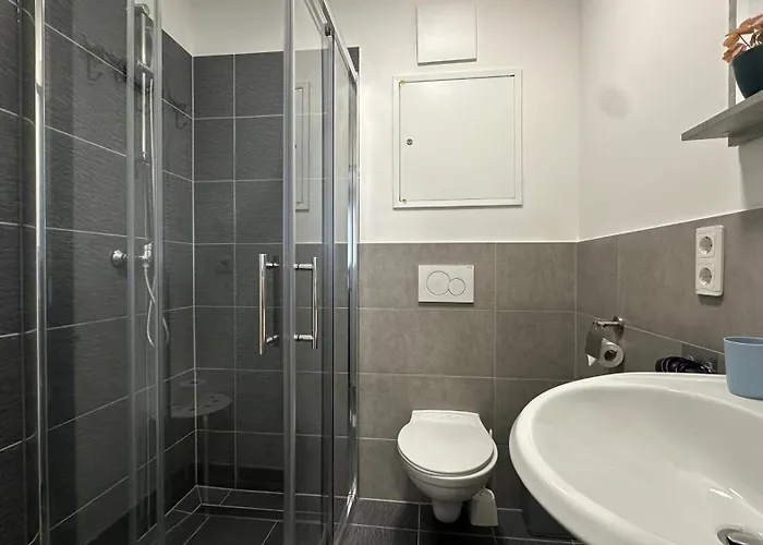 Πανσιόν Modern Living